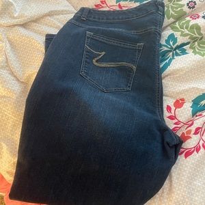 Boot cut jeans just my size. Classic fit
